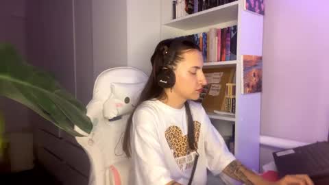 Monica online show from 06.19.26