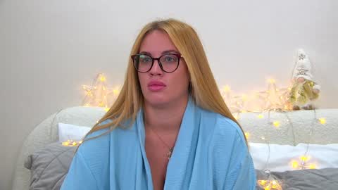 Maria online show from 12.04.24