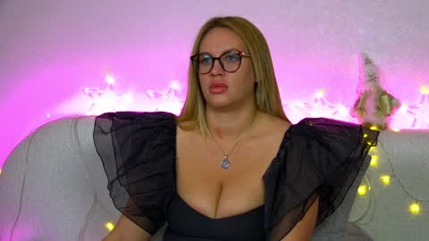 Maria online show from 12.18.24