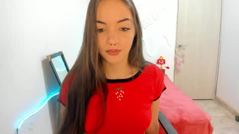 Snapshot of mariangel_3 chatting on 02.13.25 Mariangel online show from 02.13.25