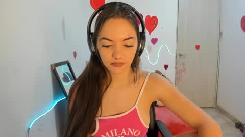 Snapshot of mariangel_3 chatting on 02.17.25 Mariangel online show from 02.17.25