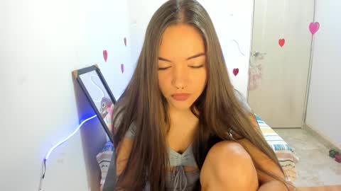Snapshot of mariangel_3 chatting on 02.24.25 Mariangel online show from 02.24.25