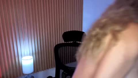 Snapshot of marianl0ve chatting on 04.08.26 Marian Love online show from 04.08.26