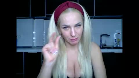 marianna1977 online show from 02.28.25