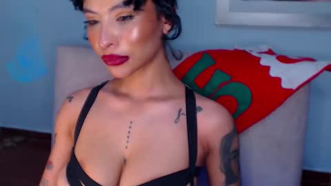 M A R I A N E online show from 12.16.24