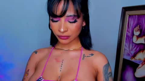 M A R I A N E online show from 01.30.25