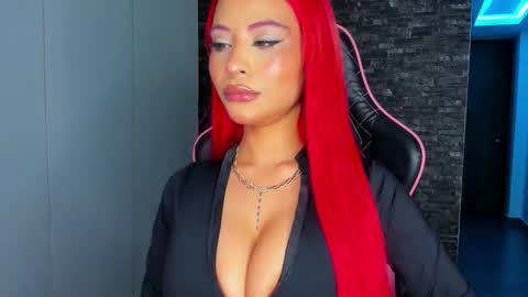 M A R I A N E online show from 09.20.25