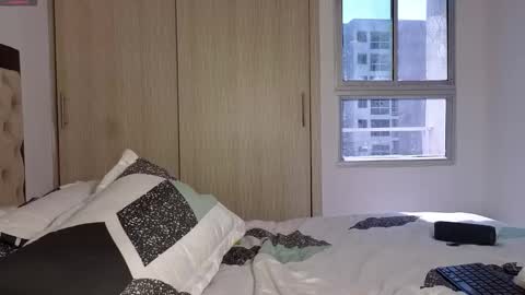 Antonia online show from 12.19.25