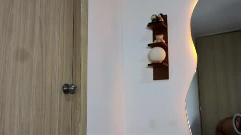 Antonia online show from 03.16.26