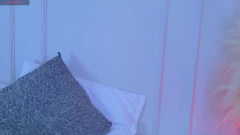 Maria Pettit online show from 10.28.25