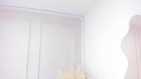 Maria Pettit online show from 11.22.25