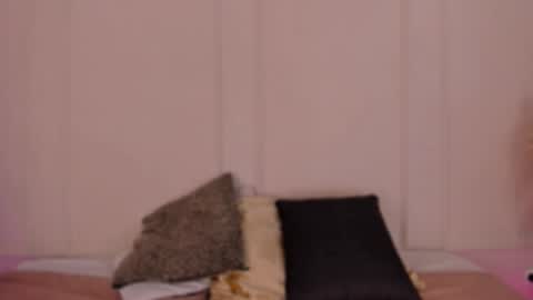 Maria Pettit online show from 02.15.26