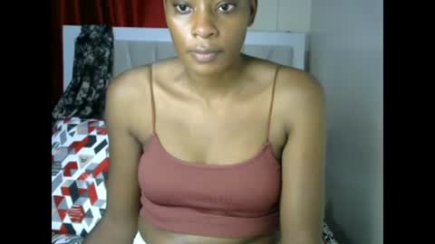 Pauline online show from 12.02.24