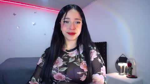 Nicolle online show from 12.23.24