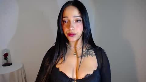 Snapshot of marie_daved chatting on 11.03.25 Nicolle online show from 11.03.25