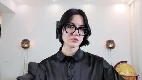 Marie Fitch online show from 12.22.25