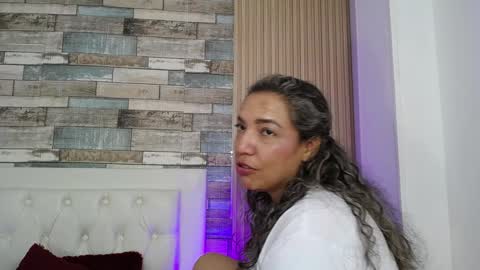 marie_hss online show from 12.03.24