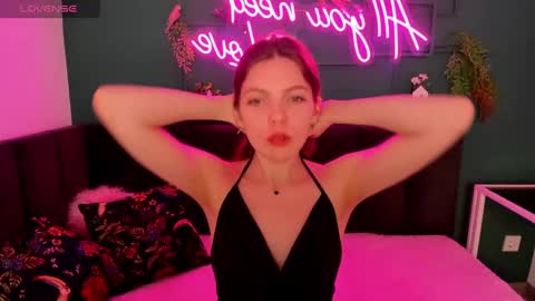 Mary 3 online show from 02.20.25