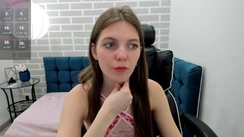 Snapshot of marie_reyes_ chatting on 02.23.25 Mary 3 online show from 02.23.25