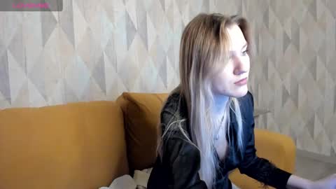 mariel_brown online show from 12.22.24