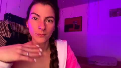 Mariie online show from 01.06.25
