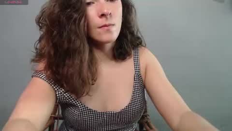 Snapshot of mariel_sins21 chatting on 07.28.26 Mariie online show from 07.28.26