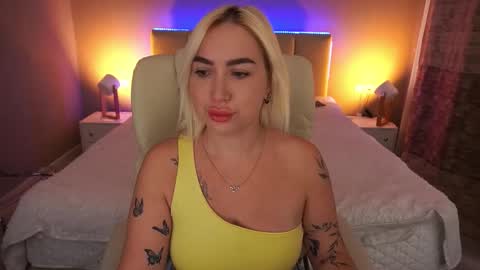 Snapshot of mariellavv chatting on 09.16.25 Mariella online show from 09.16.25