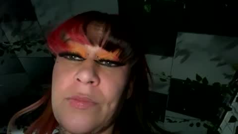 Snapshot of marielove31 chatting on 02.22.25 marielove31 online show from 02.22.25