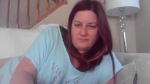 Snapshot of mariemasturbates chatting on 10.28.25 Marie online show from 10.28.25