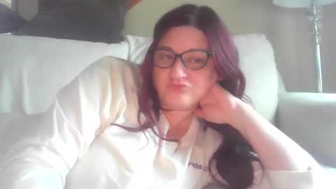 Snapshot of mariemasturbates chatting on 11.02.25 Marie online show from 11.02.25