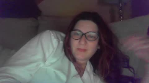 Snapshot of mariemasturbates chatting on 11.04.25 Marie online show from 11.04.25