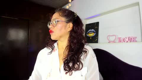 mariia_paulaa online show from 05.04.26