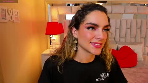 Snapshot of mariiahneedles chatting on 01.23.25 mariiahneedles online show from 01.23.25