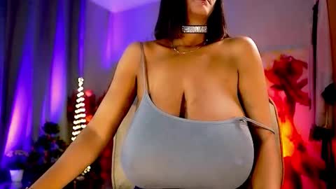 Nikita - Scroll down and read my bio please. New Pictures in Bio online show from 11.15.25