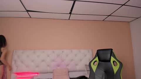 mariie_tayy online show from 12.14.24