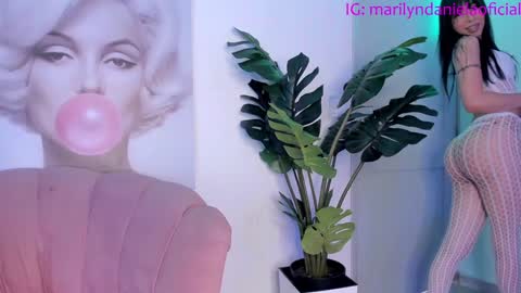 Snapshot of marily_daniela_ chatting on 12.08.24 Marily Daniela online show from 12.08.24