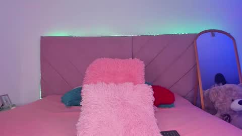 Marily Daniela online show from 11.26.25