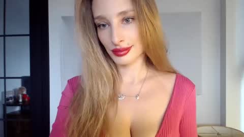 Snapshot of marilyndevilish chatting on 03.12.25 MarilynDevilish online show from 03.12.25