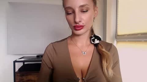 MarilynDevilish online show from 09.17.25