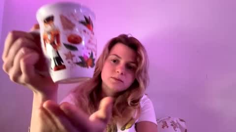 Snapshot of marilynnstoutt chatting on 12.02.25 Esma online show from 12.02.25