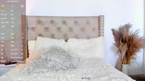 marilynrossy online show from 11.19.25