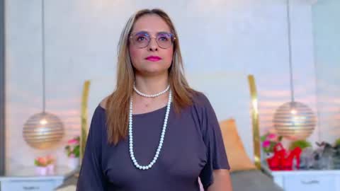 Marilyn Vega online show from 06.25.26