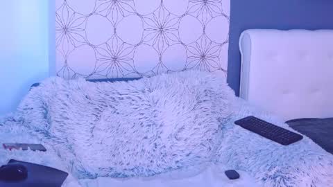 Mary Mais online show from 01.17.25