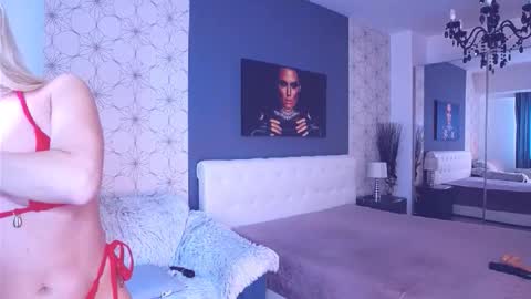 Mary Mais online show from 12.20.25