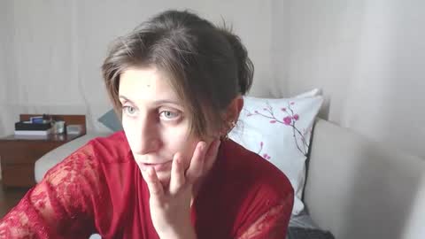 FOREVER YOURS online show from 01.15.26