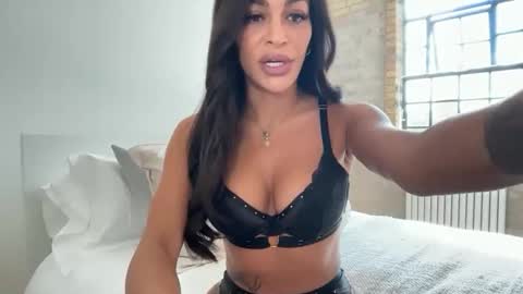 marinamayx online show from 09.21.25