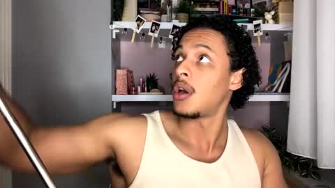 Snapshot of marinaxmonroe chatting on 10.16.25 MarinaxMonroe online show from 10.16.25