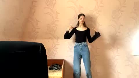 Anny online show from 06.14.26