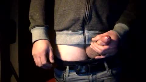 Snapshot of mario_gasm chatting on 11.28.25 mario_gasm online show from 11.28.25