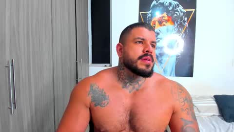 Snapshot of mario_teran chatting on 10.16.25 Mario Teran online show from 10.16.25